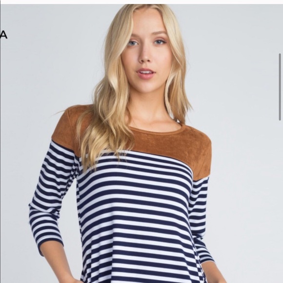 NWT Suede Shoulder Navy Striped Dress Size S - Picture 3 of 8